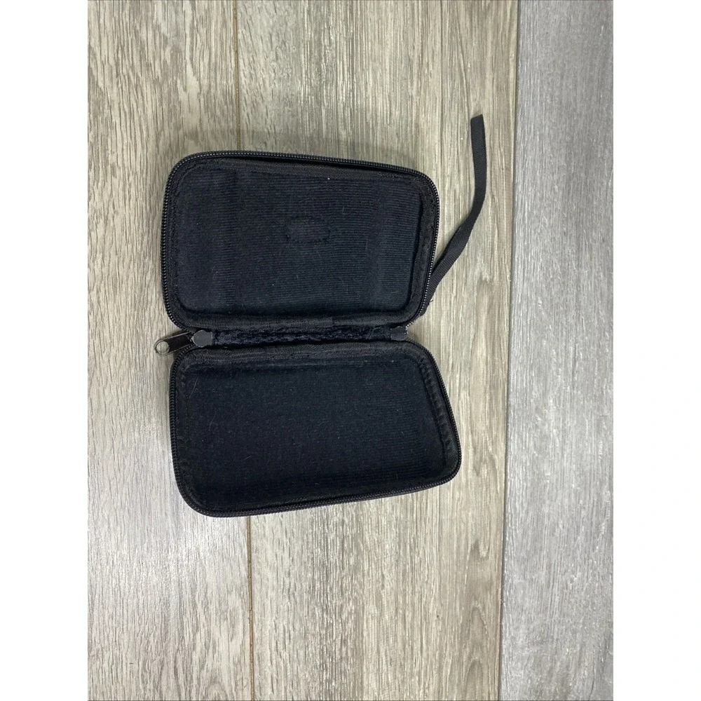 dreamGEAR Nintendo DS &‎ DS Lite Zipper Case Black Silver